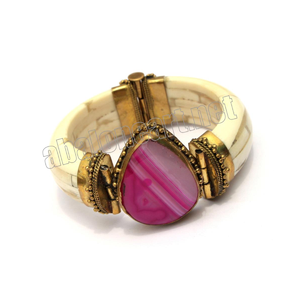 กําไลด้ายไหมพร้อมงานหิน ลูกปัดแก้ว กําไลไหมประดับ กําไลทํามืออินเดีย - Product Image 4