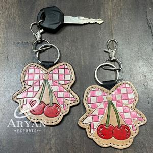 Porte-clés de luxe en cuir véritable fait main, motif à carreaux, accessoires de créateur, en cuir de vachette, cadeau idéal, vente chaude - Product Image 1