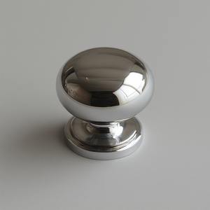 ลูกบิดประตูตกแต่งแบบหนาพิเศษสำหรับโรงแรมและห้างสรรพสินค้า ติดตั้งง่าย แข็งแรง ทนทาน ใช้งานราบรื่น สวยงาม - Product Image 1