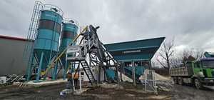 Compacto 30 M3/H pequeña planta dosificadora de hormigón eficiente motor de núcleo de fábrica con caja de cambios PLC y componentes de rodamiento - Product Image 2