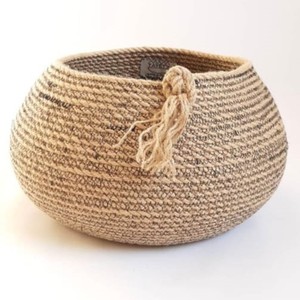 Jardinières et récipients de rangement biologiques faits à la main Sets de table Sous-verres en jute fabriqués avec excellence pour un usage domestique - Product Image 5