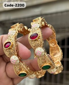 กำไลทองเหลืองสไตล์ราชราชวดีด้วยการแกะสลักที่ซับซ้อนหินหลายสีลูกปัดมุกเหมาะสำหรับเจ้าสาวปาร์ตี้สวมใส่ชาติพันธุ์ - Product Image 2