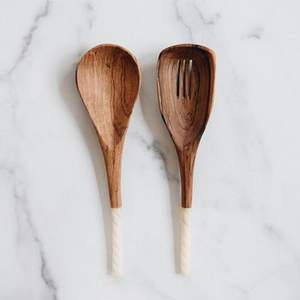 Ensemble de couverts en bois classiques faits à la main avec design élégant Ensemble de 3 ustensiles de couverts parfaits pour les mariages et le dîner - Product Image 3