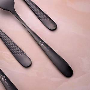 Mini Tenedores de Acero Inoxidable Color Negro Terciopelo (Juego de 4) para Cena, Fruta, Restaurante, Palillos para Comida, Material Metálico Duradero - Product Image 4