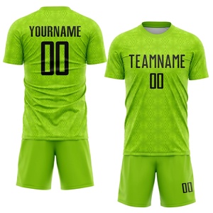 เสื้อฟุตบอลสีเขียวดำพรีเมียม ผ้าตาข่ายระบายอากาศ ซับเหงื่อได้ดี  รับสั่งทำชื่อทีมและหมายเลข - Product Image 1