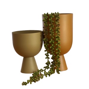 Florero de metal decorativo precio al por mayor con recubrimiento en polvo florero de aluminio de lujo hecho de hierro para flores y decoración de plantas - Product Image 1