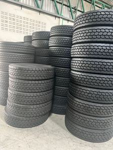 Pneus de voiture d'occasion en gros, toutes marques, toutes tailles, pneus de voiture d'occasion parfaits, quantité en vrac disponible à bas prix - Product Image 4