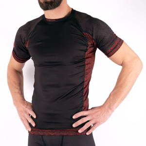 Camiseta de Manga Corta de Alta Calidad para Hombre, Estilo Rashguard de BJJ, Impresión en Lona por Sublimación con Técnica de Lavado - Product Image 5