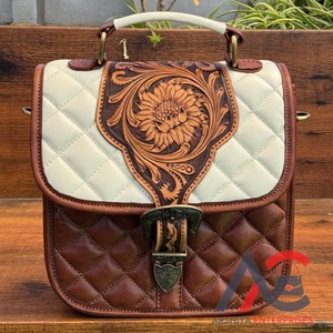 Nouveau 2025 Design de mode cuir usiné à la main Style occidental orné boucle bandoulière sac à main pour femmes matelassé poignée rabat sac à main - Product Image 1