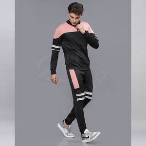 Meilleur Design Ensemble Survêtements d'Entraînement Sportif pour Hommes Séchage Rapide Personnalisable Vêtements de Jogging Uni avec Logo Imprimé - Product Image 5
