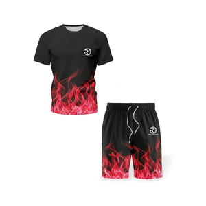 Ensemble de t-shirts en polyester sublimé personnalisé Ensemble de shorts d'été décontractés à manches courtes pour hommes, 2 pièces - Product Image 4