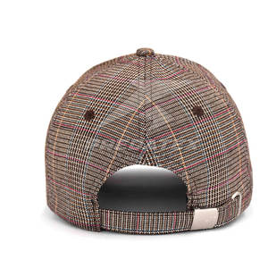 Sombrero de camionero de malla clásico personalizado ligero para gorras de béisbol de estilo deportivo de verano con característica de tela común - Product Image 4