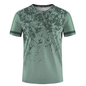 Camiseta de sublimación para hombres de alta calidad hecha con poliéster/algodón Última llegada de tendencia - Product Image 2