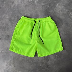 Pantalones cortos de playa informales deportivos con cordón de colores personalizados, pantalones cortos para correr de verano para diseño de logotipo personalizado para hombres - Product Image 4