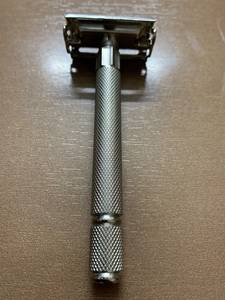 <b>Own</b> Double Edge Safety Razor Stainless Steel Handle Classic Design Durable Adult Beauty Tool Best Badger Compatible <b>Model</b> - Product Image 5