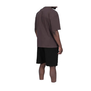 Camiseta negra de gran tamaño personalizada para hombre, peso pesado de alta calidad, 100% algodón, hombro caído con patrón sólido - Product Image 2