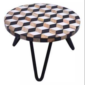 Support à gâteau en résine époxy design avec incrustation de bois naturel, plateau de présentation de qualité supérieure avec pieds en métal, pour fête de gâteaux et style de table exclusif - Product Image 5