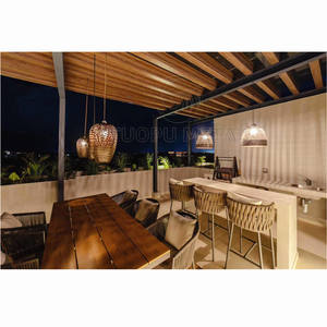 عريشة من الألومنيوم بسقف على شكل فناء من الخشب - Product Image 2