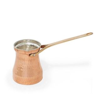 Cafetera Clásica Moderna de Latón con Diseño de Lujo y Características Ecológicas para Espacios de Cocina Elegantes - Product Image 5