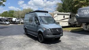 2023 2022สำหรับขายรถบ้านหรู Winnebago - Product Image 4