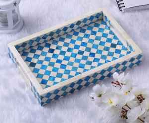 Bandeja con incrustaciones de hueso hechas a mano Opulent Harmony, artículos para el hogar árabes personalizados hechos a mano para un comedor lujoso y un elegante estilo de mesa - Product Image 4