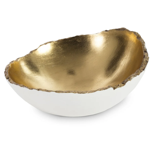 Elegante cuenco decorativo de aluminio con borde escultórico exterior blanco de forma orgánica e Interior plateado reflectante - Product Image 3