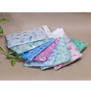 Servicio OEM, ropa impermeable a buen precio, impermeable temporal desechable para una sola persona de plástico PE ligero multicolor hecho en Vietnam - Product Image 3