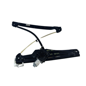 Moteur électrique de lève-vitre avant droit BMW X3 Série 2 (10>) 7258534-9 N47D20C - Product Image 1