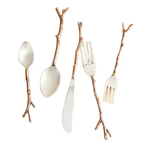 Couverts finis en or de qualité supérieure, élégants et durables, idéaux pour les mariages, les fêtes et l'utilisation quotidienne en Inde - Product Image 2