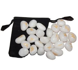 Juego de piedras de runas, Cuarzo Rosa, Futhark - Product Image 5