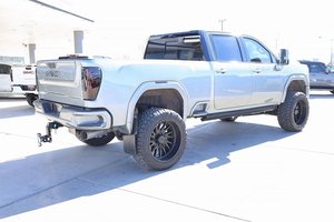 GMC Sierra 3500 HD Denali Ultimate 2024, Tracción en las Cuatro Ruedas, Cabina Doble, Faros LED, Neumáticos R20, Volante a la Izquierda, Camioneta - Product Image 4