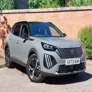 Usado LHD/RHD 2023 Peugeot 2008 SUV - Product Image 1