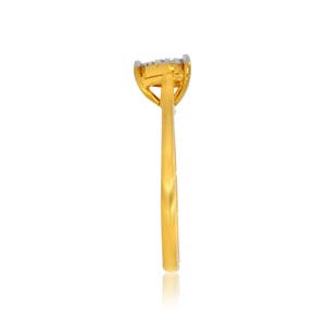 Anillo de Oro con Diamantes, Piedras de Corte Esmeralda, Detalle Halo, Oro de 18K, 3.1g, Romance Clásico, Artesanía Premium - Product Image 3