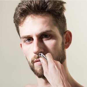 Pinzas universales para recortar el vello de la nariz, cortapelos de acero alemán con punta redonda, pinzas para hombres y mujeres - Product Image 5