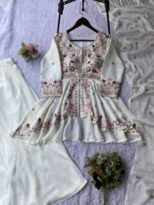 Conjunto Sharara de Seda Rangoli Pura, Hermoso y Elegante, Estilo Étnico Pesado, para Fiestas y Bodas, para Mujer - Product Image 4