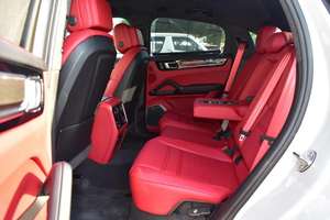 Fairly Used Automatic Car Euro 5 Fuel Standard <b>Gasoline</b> Engine - Product Image 4