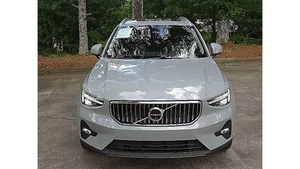 Voiture d'occasion certifiée LHD/RHD Volvo XC40 Plus Bright Theme 2025 - Product Image 6