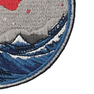 Patchs brodés en tissu sergé léger de qualité supérieure, design personnalisé, prix d'usine pour l'utilisation sur les chapeaux - Product Image 4