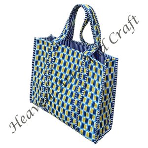 กระเป๋าถือควิลท์พิมพ์ลายผ้าฝ้ายแท้พร้อมมือพิมพ์ลายกระเป๋าช้อปปิ้งผ้านวมของขวัญสำหรับกระเป๋าโท้ทอินเดียของเธอ - Product Image 5