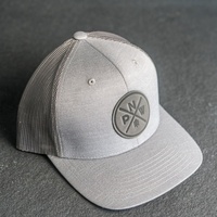 INJAE VINA Headwear Parche de cuero personalizado Logo Trucker Hat OEM Estilos de diseño personalizado para marca Tienda Gorras en Vietnam Sombrero para unisex