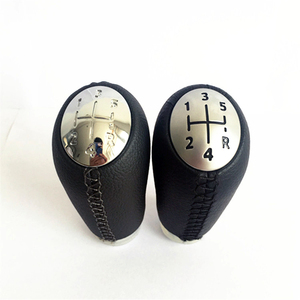 Pommeau de levier de vitesse pour Renault <span class=keywords><strong>Clio</strong></span> Megane Kangoo Twingo Dacia Logan Sandero Duster Leather shifter - Product Image 1