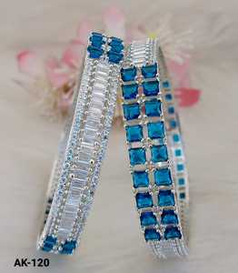 Ensemble de bracelets de mode AD uniques faits à la main pour femmes bijoux étincelants pour les mariages et les fêtes élégant pour les cadeaux - Product Image 5