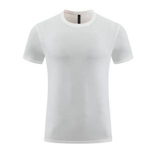 Ensemble de maillots de football en polyester à rayures noires et blanches de couleur jaune, ensembles de football complets, respirants, maillots de football pour hommes - Product Image 3