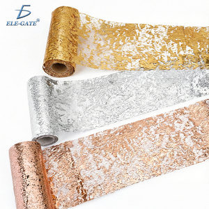 Rotolo di Carta Decorativa Metallizzata da 2,7 Metri, Larghezza 28 cm, in Argento, Oro e Rame per Lavori di Carta - Product Image 2