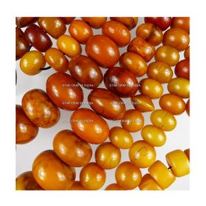 Collar hecho a mano para mujer, Cuentas grandes de resina y cordón de cuero, collares con cuentas gruesas, joyería de moda - Product Image 1