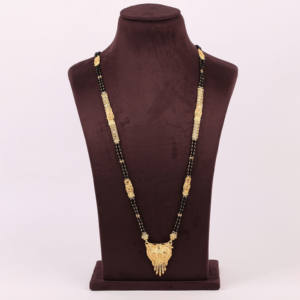 Mangalsutra chapado en oro, joyería de temporada de bodas, joyería tradicional, colgante Mangalsutra para mujer, chapado en oro laminado - Product Image 1