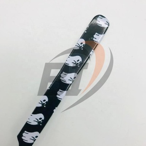 Pince à épiler professionnelle personnalisée à 90 degrés en acier inoxydable durable pointe pointue testée à la main Volume revêtu de papier - Product Image 6