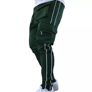 Pantalones de chándal acampanados personalizados de alta calidad para hombre, pantalones de chándal apilados de algodón con cintura elástica de retazos informales - Product Image 4