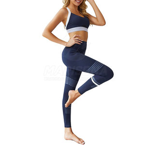 Ensemble de yoga pour femmes fabriqué au Pakistan - Design uni sur le devant, taille haute, 2 pièces, utilisation en extérieur, séchage rapide et respirant - Product Image 4