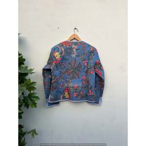 Autumn Reversible Floral Quilted Cotton <b>Jacket</b> Ladies' Short <b>Blazer</b> Style <b>Leather</b> Shell Fur Decoration Customizable Logo Bomber - Product Image 2